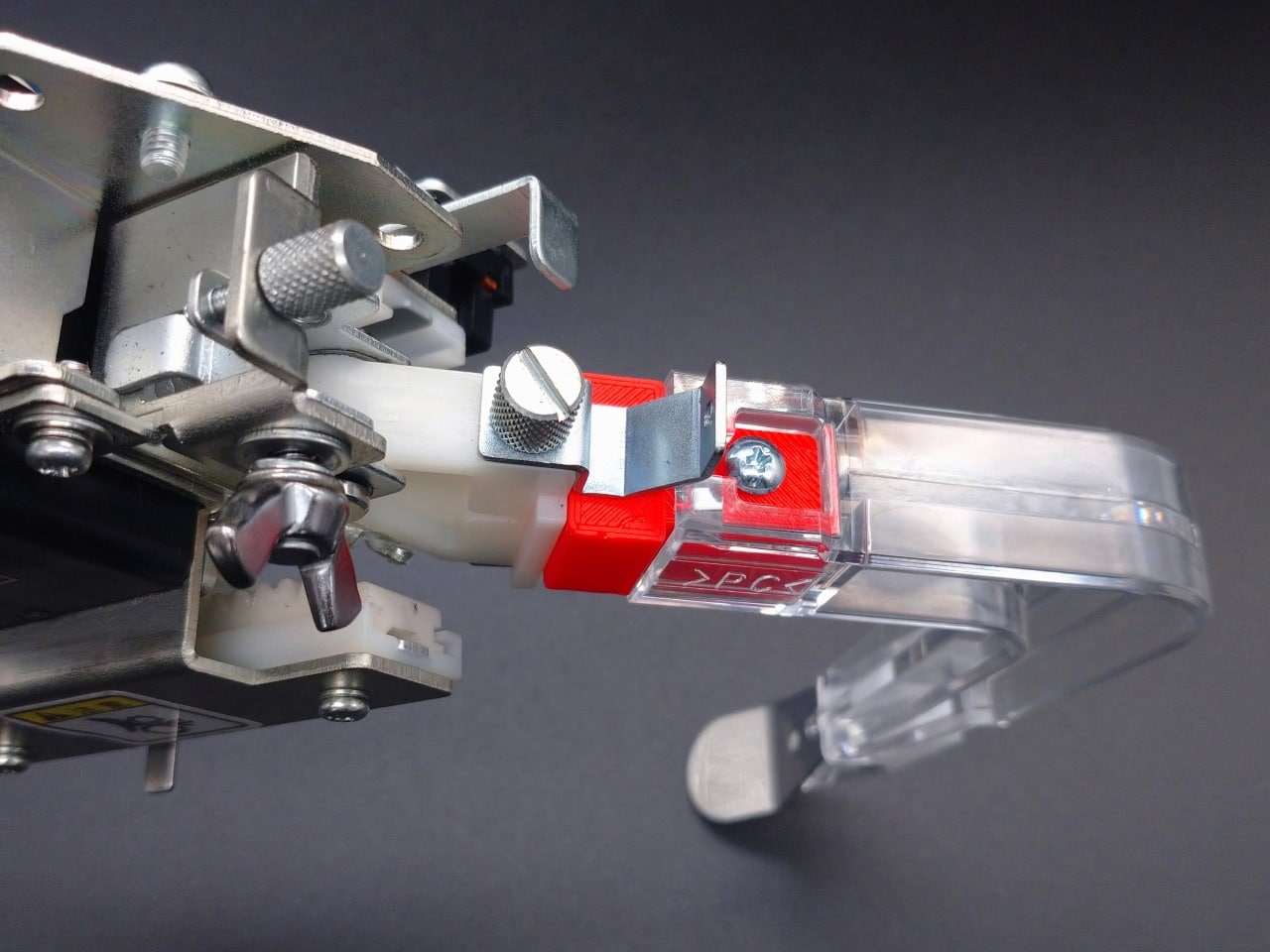 U7用アームブラケット